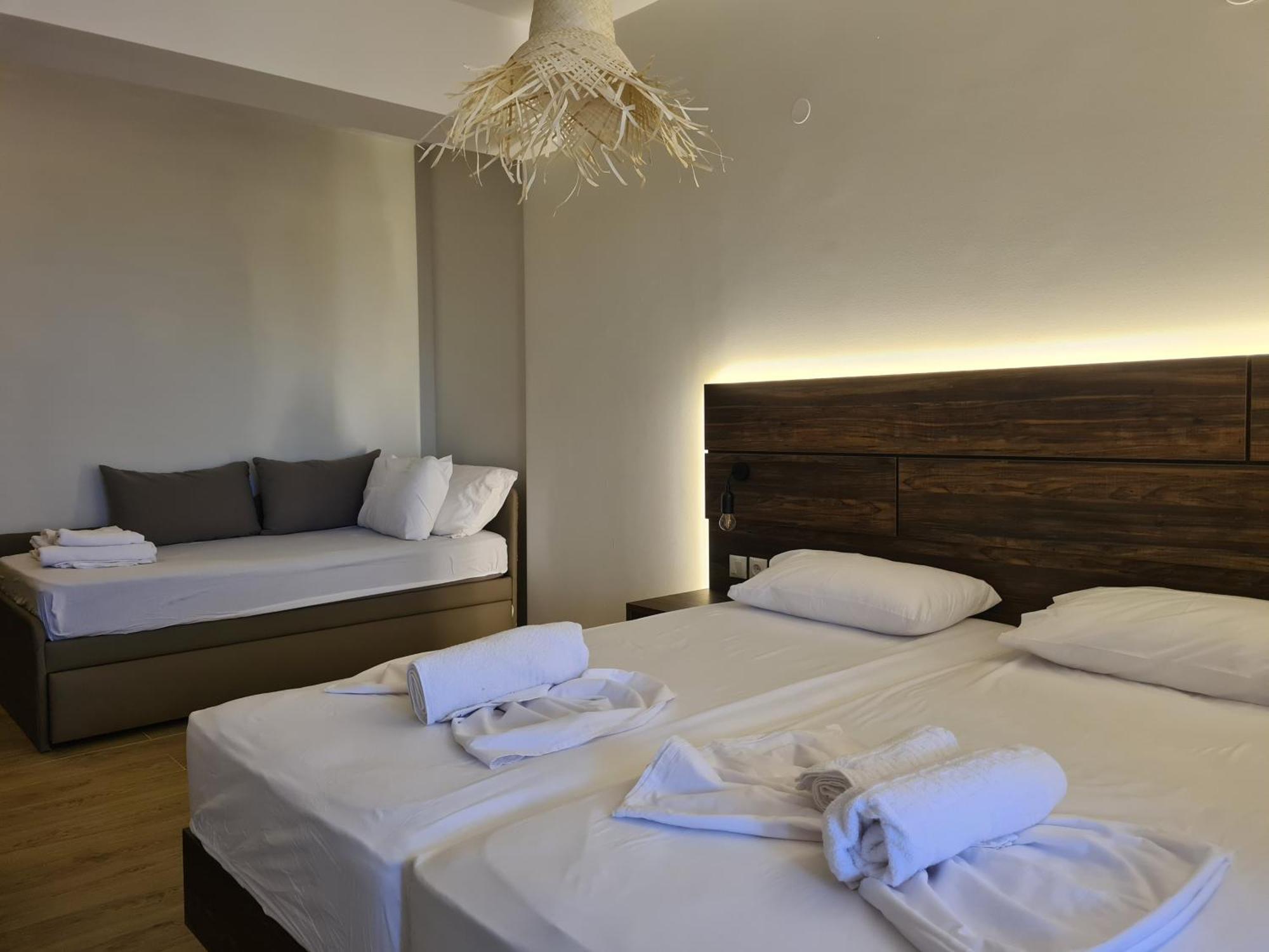 Este Luxury Apartments Kriopigi Exterior photo